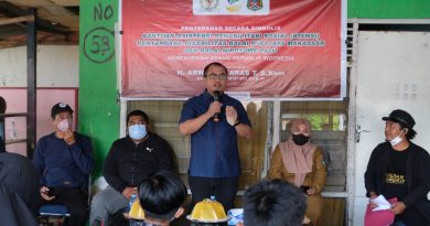 Arwan Aras Hadirkan Balai Disabilitas Wirajaya Makassar dan Nipotowe Palu Salurkan ATENSI Di Mamuju