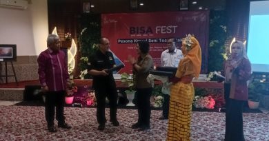 Gelar BISA Fest Teater Rakyat, Arwan Aras Dorong Majene Menjadi Kota Kreatif Indonesia